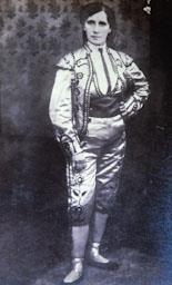 PAULETA PAMIES 
I M H C B