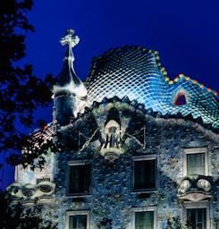 CASA BATLLO GAUDI S XX FAÇANA