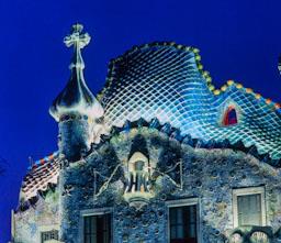 CASA BATLLO GAUDI S XX FAÇANA