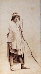 FIGURI PER TEATRE ADRIA GUAL 
INSTITUT DEL TEATRE