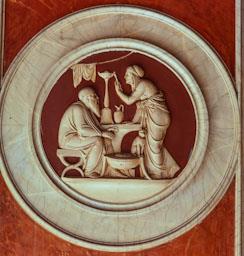 PALAUET CASADES MEDALLONS PATI SEU COL LEGI D`ADVOCATS