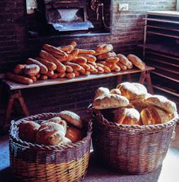 FORN DE PA A BURGUI (NAVARRA)