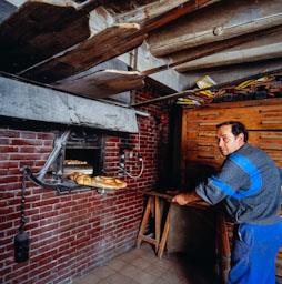 FORN DE PA ARGENTONA