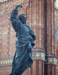 MONUMENT A PAU CLARIS PRESIDENT DE LA GENERALITAT A XVII