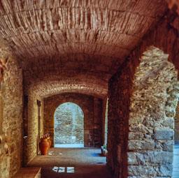 PLAÇA DE MONELLS BAIX EMPORDA