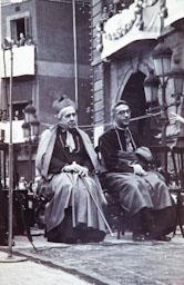 BISBES DE VIC I SOLSONA BISBE ENRIQUE I TARANCON I BISBA PERELLÓ 
A M M FOTO ORIGINAL LLADÓ