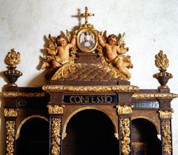 CONFESSIONARI S XVII 
ESGLESIA PARROQUIAL