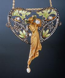 PENJOLL AMB FIGURA FEMENINA LLUIS MASRIERA 
C P