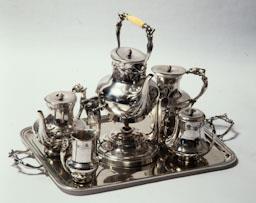 SERVEI DE PLATA PER CAFE O TE LLUIS MASRIERA 
C P