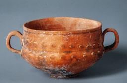 VAS DE CERÀMICA BARBOTINA PROCEDENT D´EIVISSA 
M A C