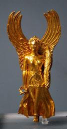 VICTORIA ALADA MALLORCA FIGURA DE NIKE 
M A C