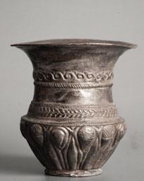 VAS IBÈRIC TRESOR DE TIVISSA 
M A C