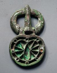 SIVELLA VISIGÒTICA DE BRONZE PROCEDENT DE LLAMOAIES
M A C (GIRONA)