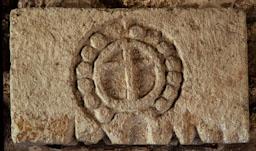 LAUDA SEPULCRAL S XI 
M A C B