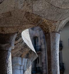 LA PEDRERA INTERIOR BALCONS