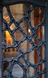 LA PEDRERA PORTA C/ PROVENÇA