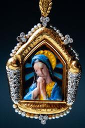 PENJOLL FUSET I GRAU 
C P