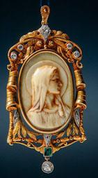 PENJOLL FUSET I GRAU 
C P