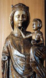 MAREDDEU S XV 
M H C