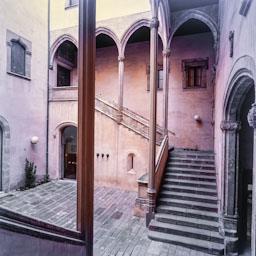 PATI PALAU CENTELLES S XVI 
BARCELONA