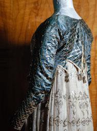 VESTIT FEMENI ESTIL DIRECTORI 
MUSEU DE LA INDUMENTARIA