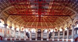 PALAU NACIONAL MONTJUIC SALÓ OVAL