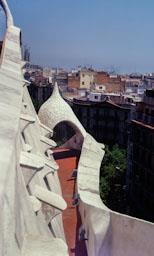 LA PEDRERATERRAT/PAS RONDA AL FONS LA SAGRADA FAMILIA