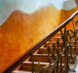LA PEDRERA ESCALA DE SERVEI