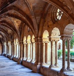 MON VALLBONA DE LES MONGES CLAUSTRE GOTIC