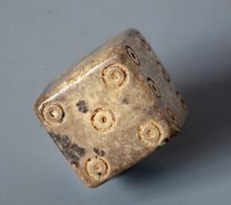 DAU ROMA D`OS PROCEDENT DE CAN MODOLELL ELEMENTS DE JOCS POPULARS 
MUSEU DE MATARO