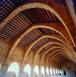 SANTES CREUS DORMITORI S XII