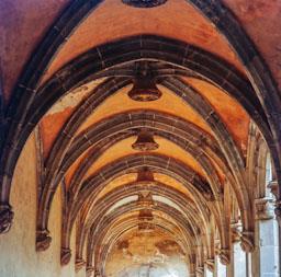 ST JERONI DE LA MURTRA S XV MONESTIR CLAUSTRE