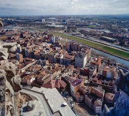 PANORÀMICA DE LLEIDA 1999 
RIU SEGRE