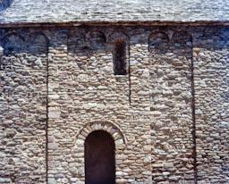 ESGLESIA DEL CASTELL DE TONA