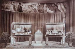 INST F A D EXP INT PARIS 1925 
C P