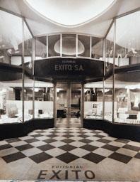 EDITORIAL EXITO C P