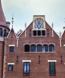 CASA DE LES PUNXES BARCELONA CAN TERRADES