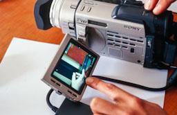 EULALIA VALLDOSERA AL SEU ESTUDI