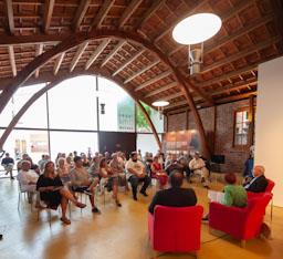 TAULA RODONA SOBRE LLEI DE BARRIS 
NAU GAUDI 
JOSE MONTILLA DAVID BOTE PILAR GONZALEZ-AGÀPITO