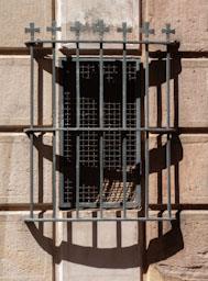 FAÇANA/PORTA CASA S XVIII C/SANT FRANCESC D´ASSIS