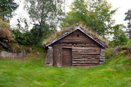 HELLESYLT MUSEU CASES TIPIQUES DE NORUEGA