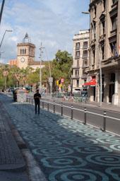 LA CIUTAT DESERTA 
CARRER PELAI