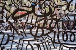 LES RAMBLES LICEU 
OBRA DE JAUME PLENSA