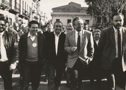 CELEBRACIÓ CENTANARI COBSTITUTCIO U G T A MATARO 
MANEL MAS ALCALDE DE MATARO REMIGI HERRERO RAMON MANENT NICOLAS REDONDO TERREROS SECRETARI GRAL U G T ESPANYA