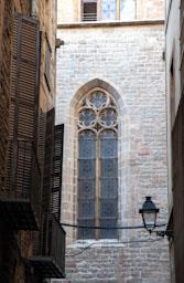 CARRER D´HERCULES FAÇANA LATERAL ESGLESIA SANT JUST I PASTOR