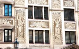 CASA ESGRAFIADA VIA LAIETNA