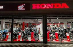 BOTIGA MOTOS HONDA AVGDA LLUIS COMPANYS 1 MATARO
