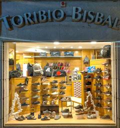 APARADOR BOTIGA DE SABATES CARRER ARGENTONA 1 MATARO