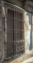 FINESTRA CARRER SANT ANTONI MATARO