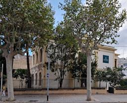 CAN VILATRESANA CARRER ISERN MATARO